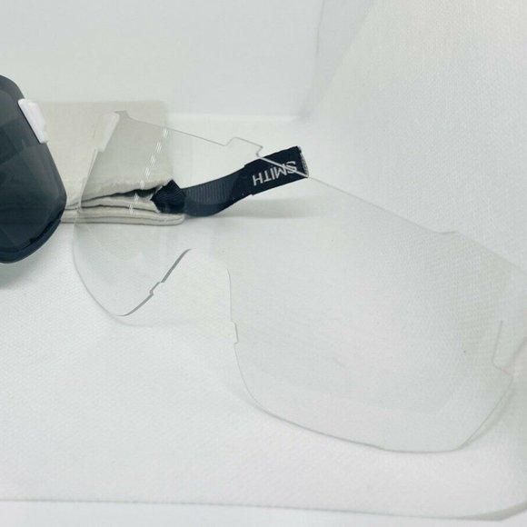 Smith Wildcat Sunglasses - Matte White and Black Sunglasses Oversized - Picture 2 of 8